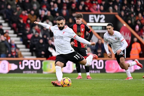 هداف الدوري لا يتوقف.. محمد صلاح يتقدم لصالح ليفربول أمام بورنموث (فيديو) 